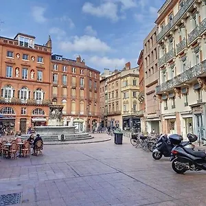 Appartement Ibiza -sublime Studio Place De La Trinite- Netflix, Toulouse